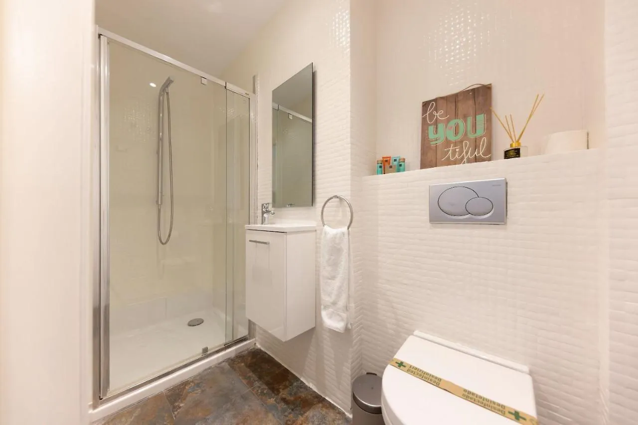 Apartmán Bravissimo Eiximenis, With Beautiful Terrace And Views Girona 0*,  Španělsko