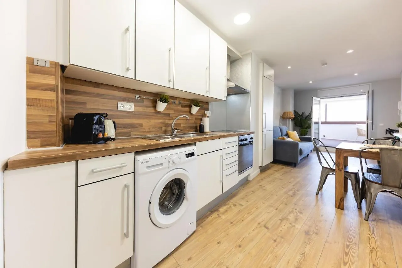 Apartmán Bravissimo Eiximenis, With Beautiful Terrace And Views Girona