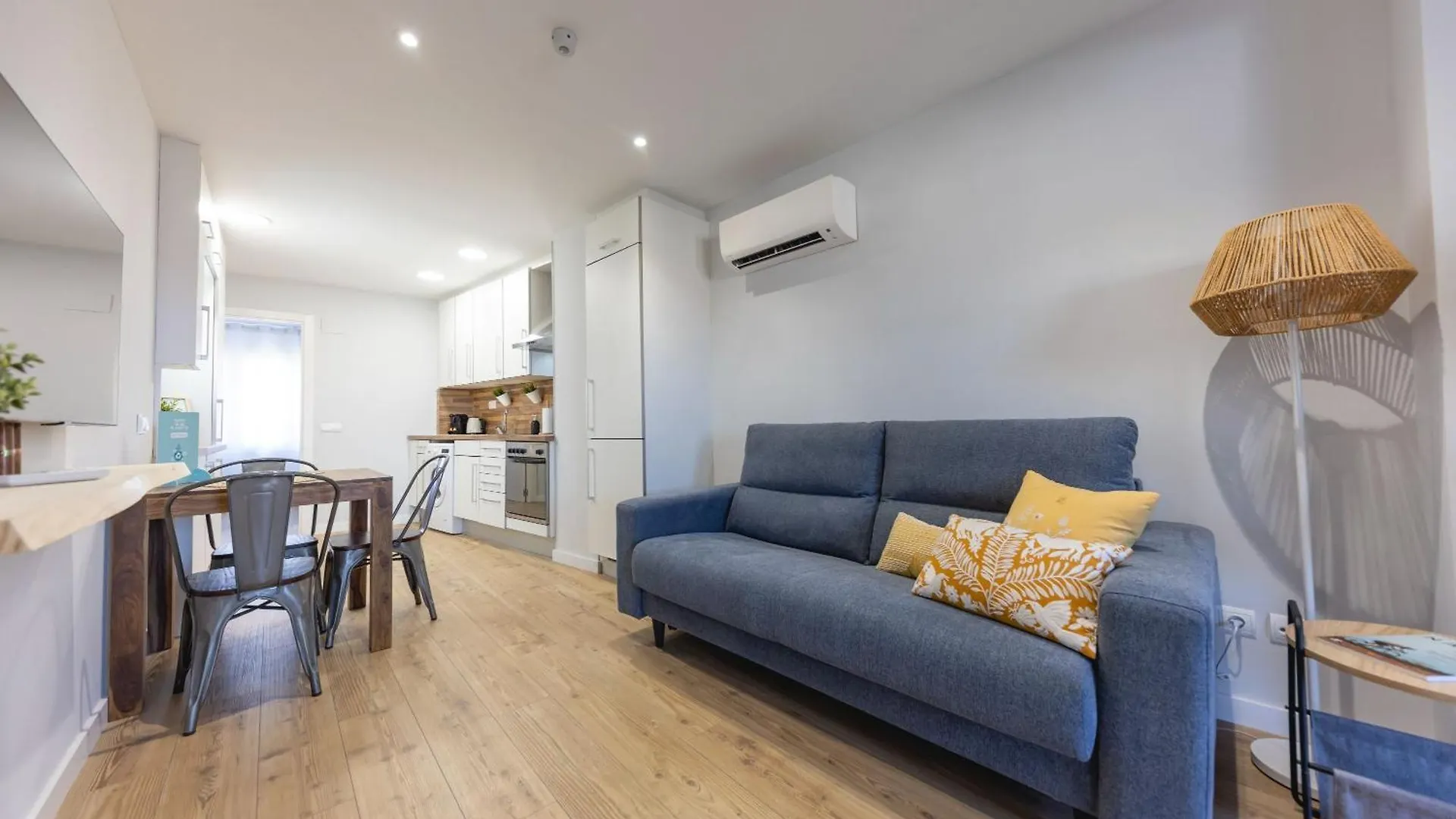 Apartmán Bravissimo Eiximenis, With Beautiful Terrace And Views Girona Španělsko