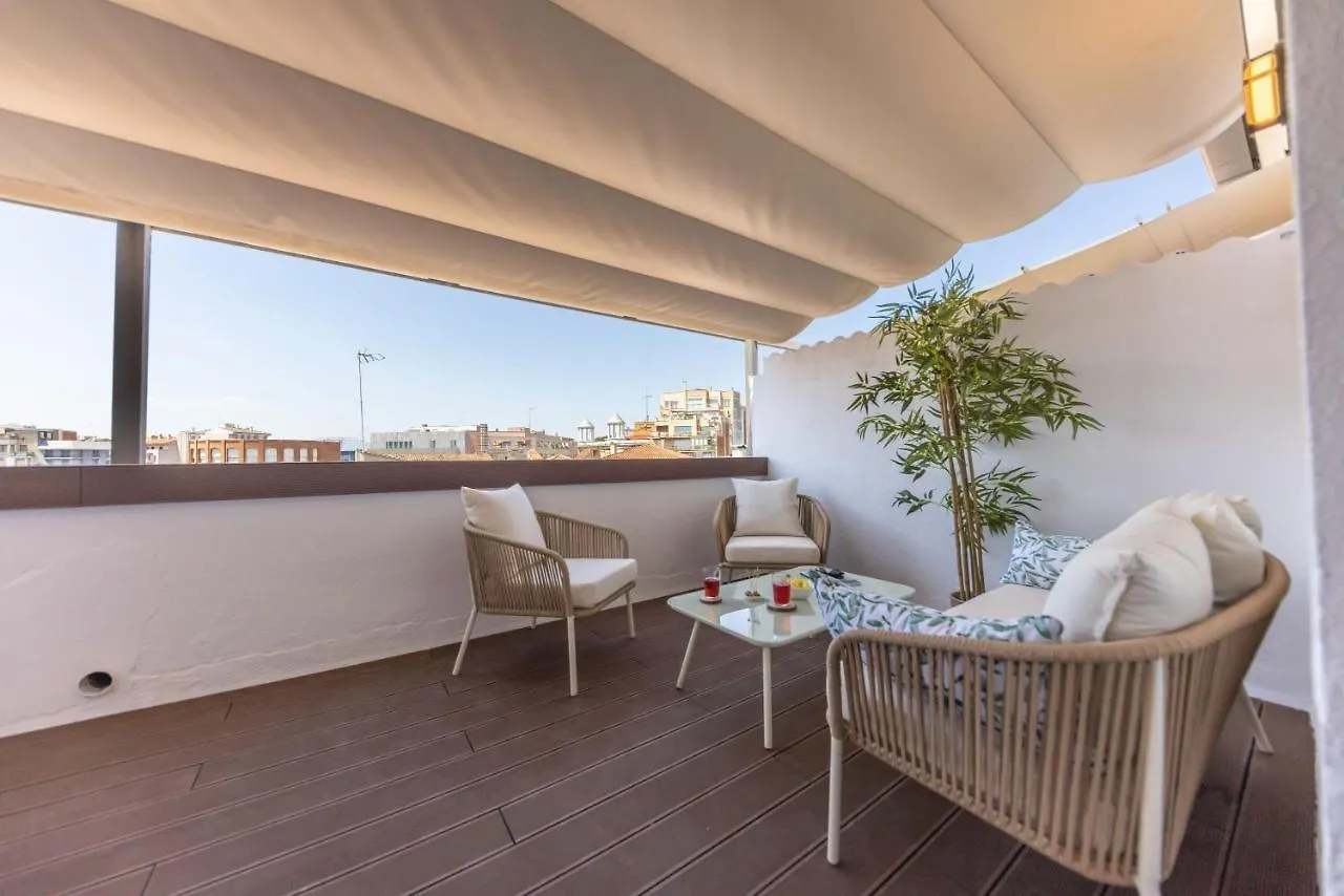 Apartmán Bravissimo Eiximenis, With Beautiful Terrace And Views Girona